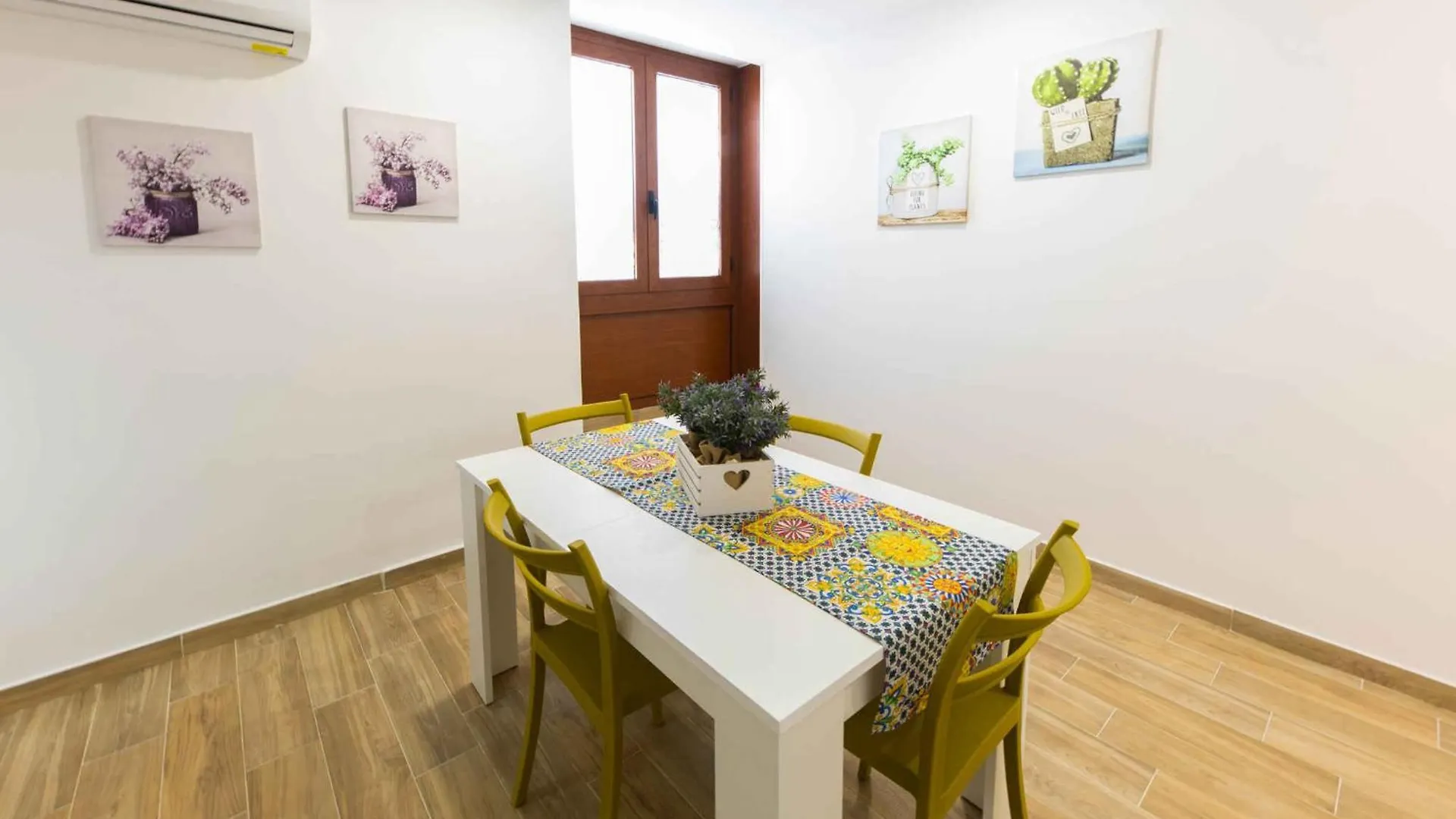 Apartments In Palermo - Sizilien 51463 Itálie